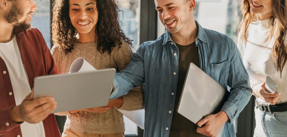 7 business team meeting